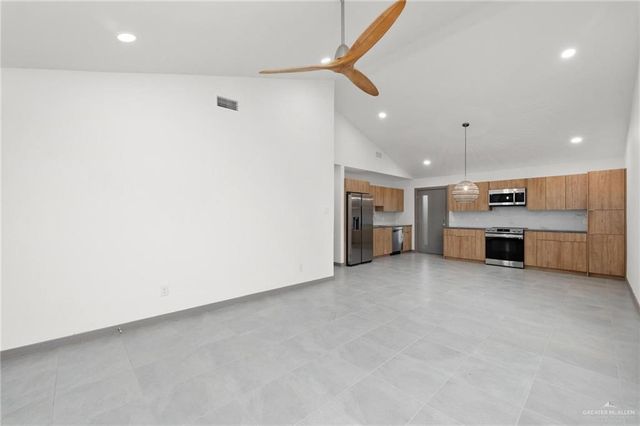 1304 E Iris Avenue 1, Mcallen, TX 78501