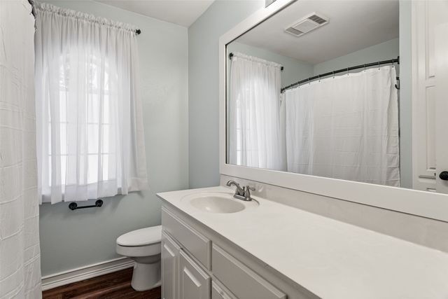 6912 Stewarts Oaks Court, Granbury, TX 76049