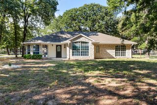 6912 Stewarts Oaks Court, Granbury, TX 76049