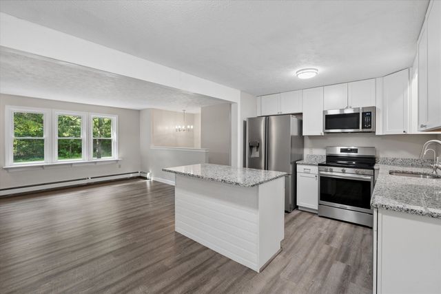 31 Evergreen Drive, Goffstown, NH 03045
