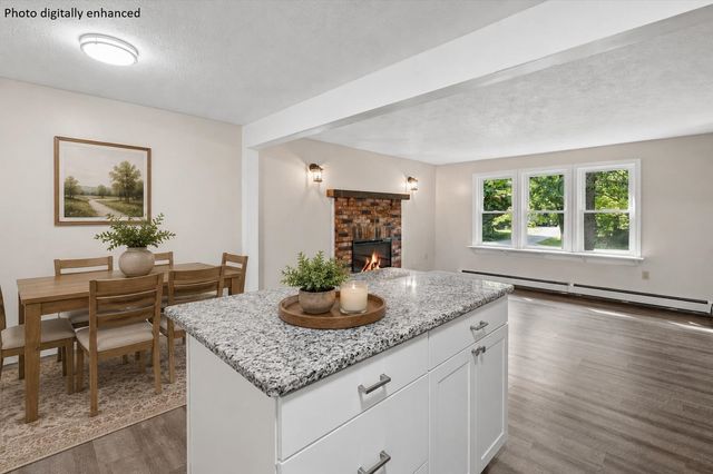 31 Evergreen Drive, Goffstown, NH 03045