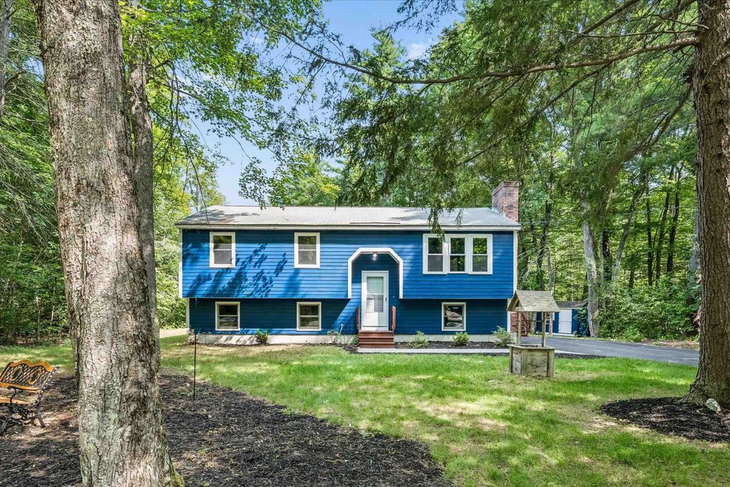 31 Evergreen Drive, Goffstown, NH 03045
