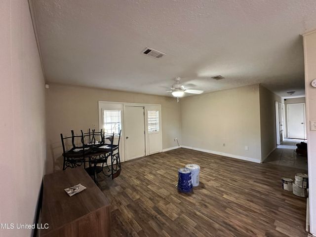 417 Louisa Street, Pearl, MS 39208