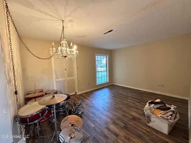 417 Louisa Street, Pearl, MS 39208