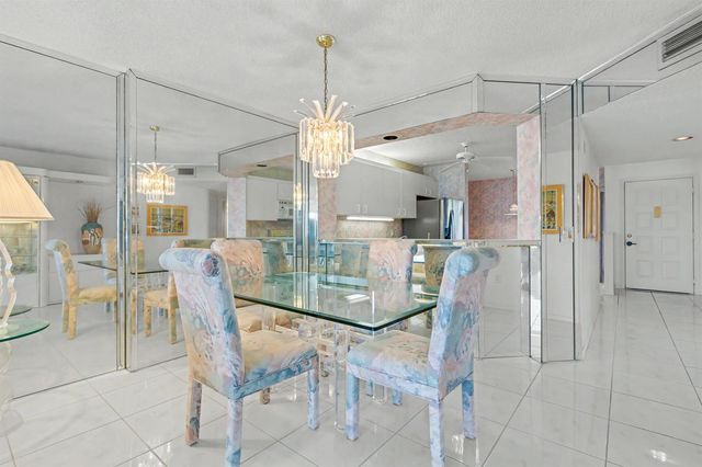 7552 Trent Drive 301, Tamarac, FL 33321