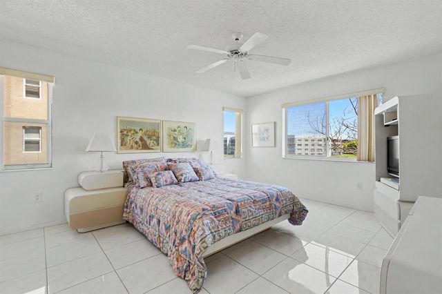7552 Trent Drive 301, Tamarac, FL 33321