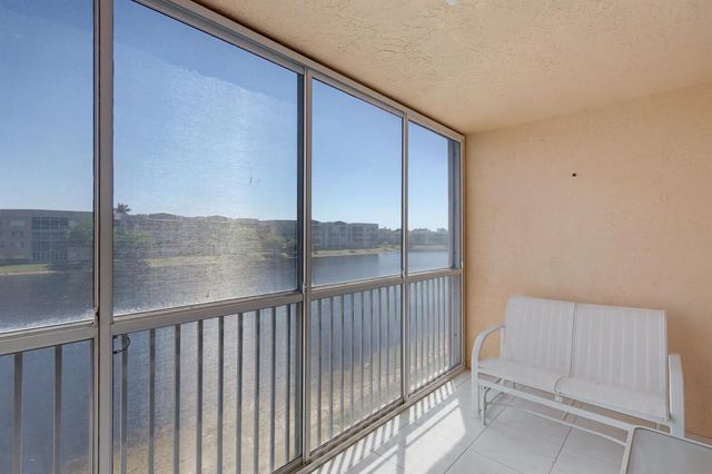 7552 Trent Drive 301, Tamarac, FL 33321