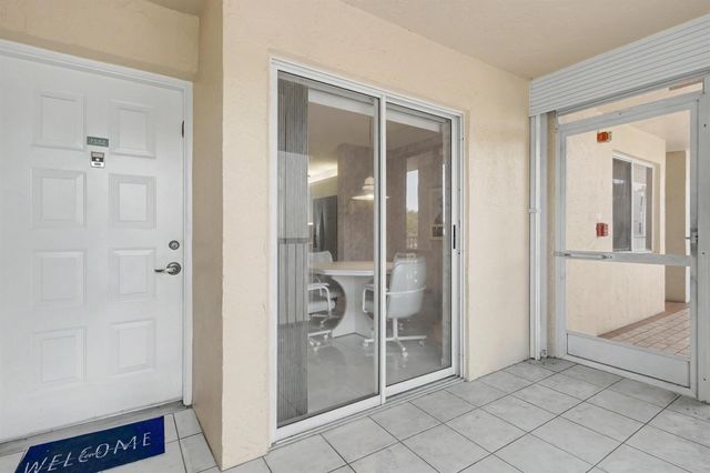 7552 Trent Drive 301, Tamarac, FL 33321