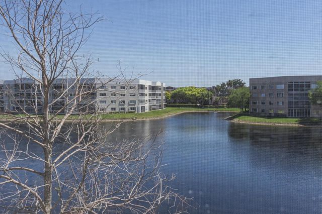7552 Trent Drive 301, Tamarac, FL 33321