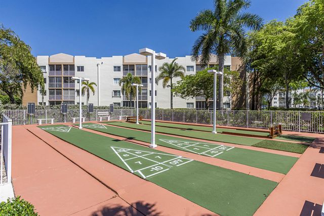 7552 Trent Drive 301, Tamarac, FL 33321