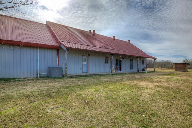 429 County Road 4736, Cumby, TX 75433