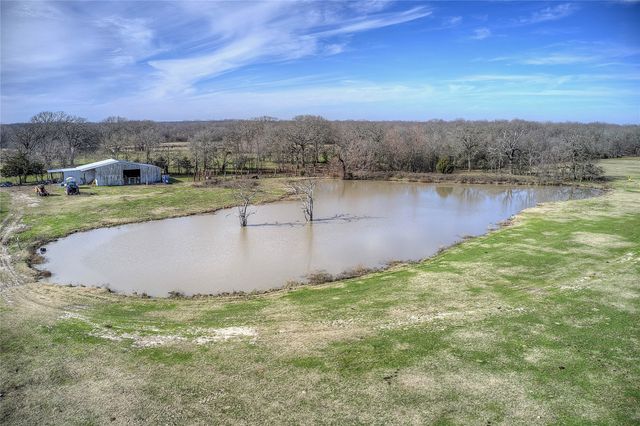 429 County Road 4736, Cumby, TX 75433