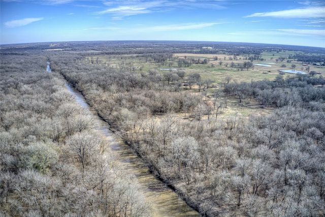 429 County Road 4736, Cumby, TX 75433
