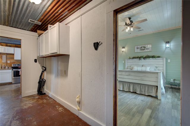 429 County Road 4736, Cumby, TX 75433