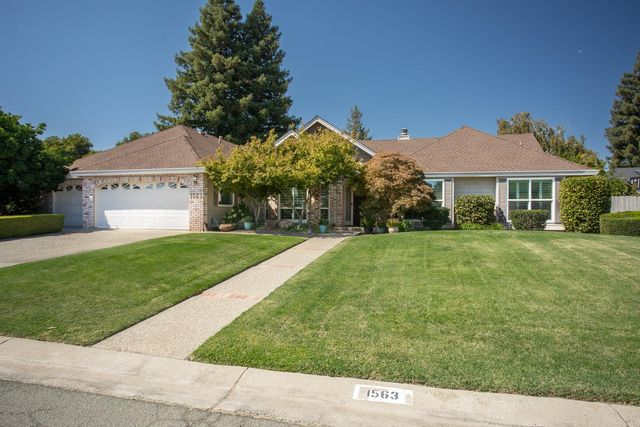 1563 Del Lago, Yuba City, CA 95991