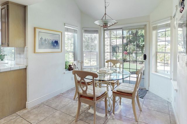 1563 Del Lago, Yuba City, CA 95991