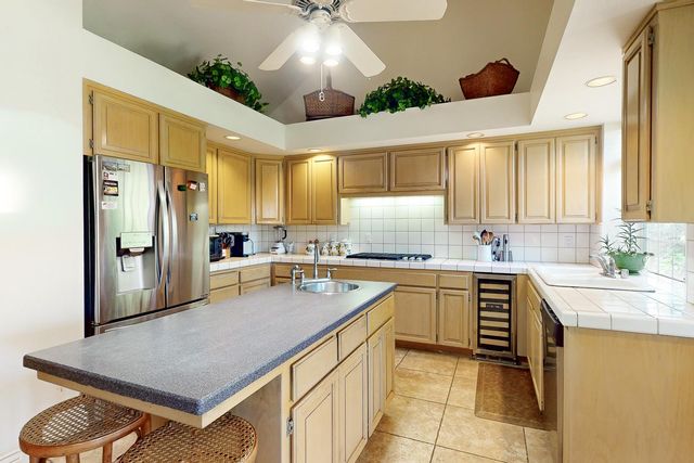 1563 Del Lago, Yuba City, CA 95991