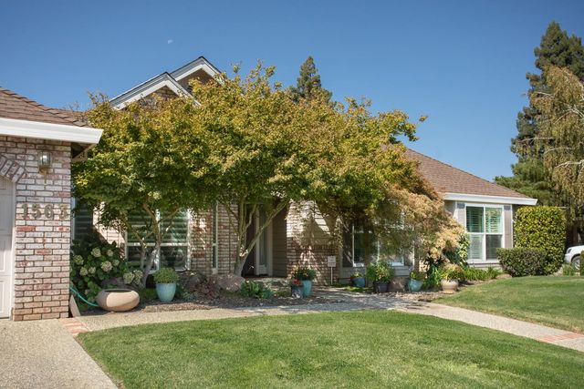 1563 Del Lago, Yuba City, CA 95991