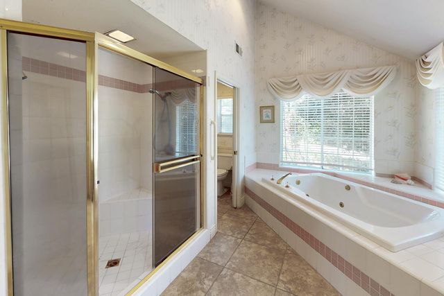 1563 Del Lago, Yuba City, CA 95991