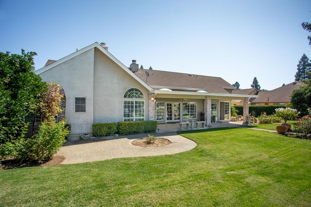 1563 Del Lago, Yuba City, CA 95991