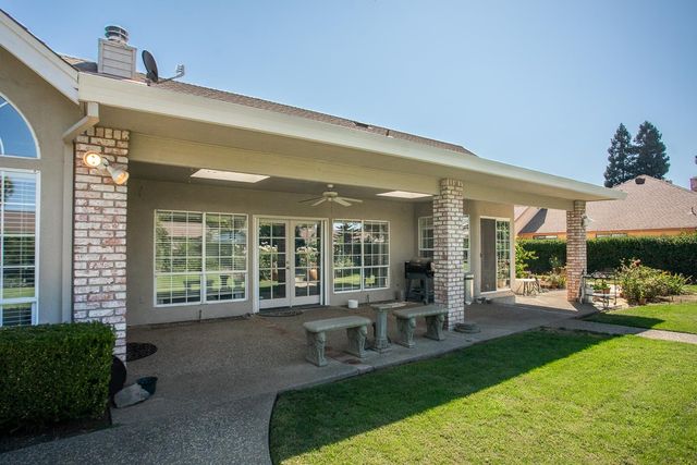 1563 Del Lago, Yuba City, CA 95991