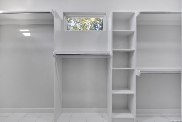 121 Alabama, San Antonio, TX 78203