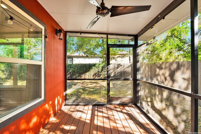 121 Alabama, San Antonio, TX 78203