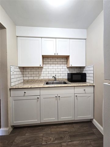 2366 SHELLEY STREET 6, Clearwater, FL 33765