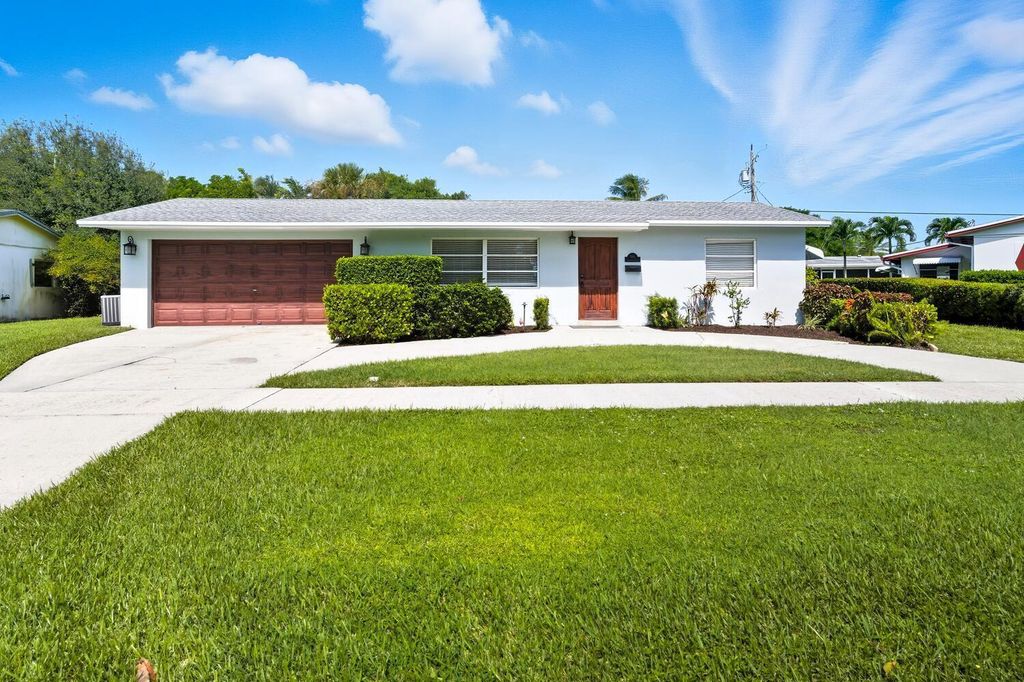 760 Cinnamon Road, North Palm Beach, FL 33408