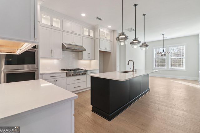 185 Mooney Road, Woodstock, GA 30188