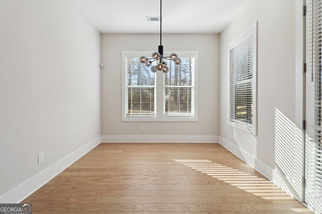 185 Mooney Road, Woodstock, GA 30188