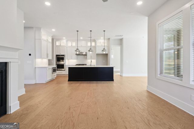 185 Mooney Road, Woodstock, GA 30188