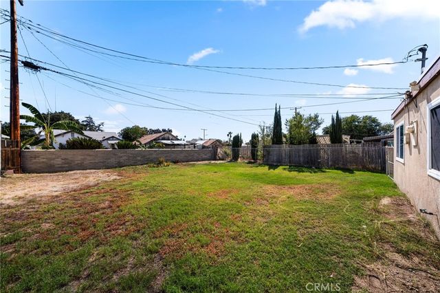 2925 N Sierra Way, San Bernardino, CA 92405
