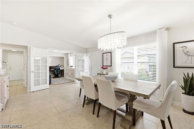 8658 Genova CT, Naples, FL 34114