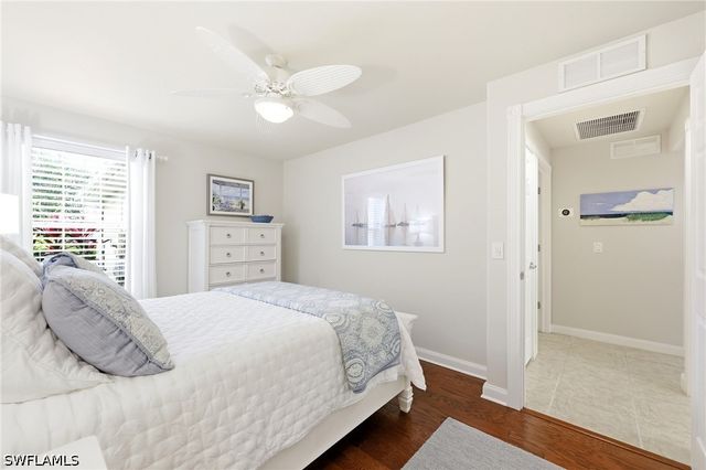 8658 Genova CT, Naples, FL 34114