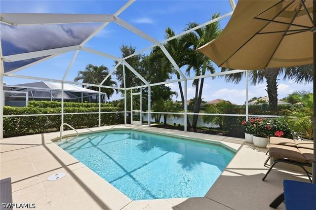 8658 Genova CT, Naples, FL 34114