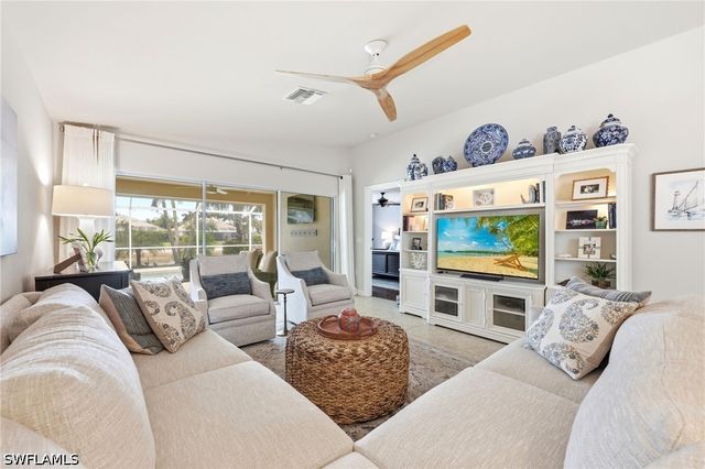 8658 Genova CT, Naples, FL 34114