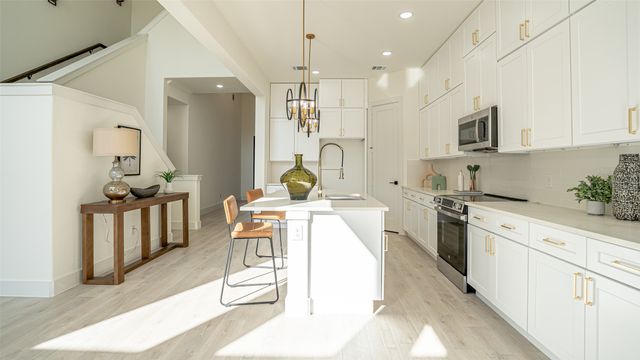 5634 Barkridge Drive, Granbury, TX 76048