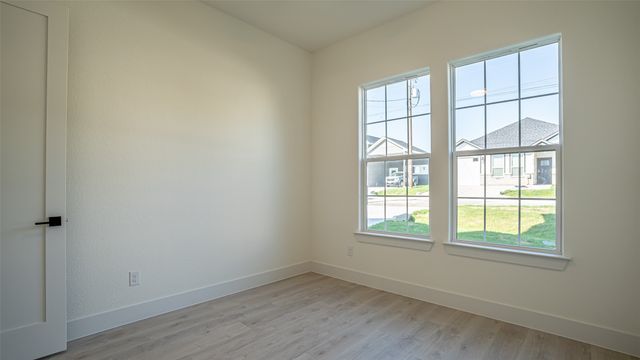 5634 Barkridge Drive, Granbury, TX 76048