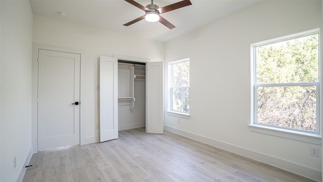 5634 Barkridge Drive, Granbury, TX 76048