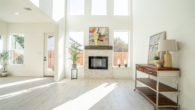 5634 Barkridge Drive, Granbury, TX 76048