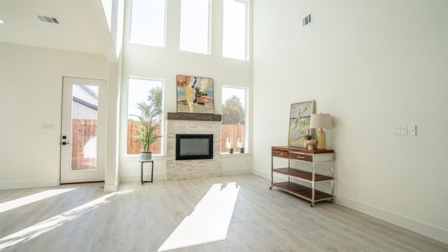 5634 Barkridge Drive, Granbury, TX 76048