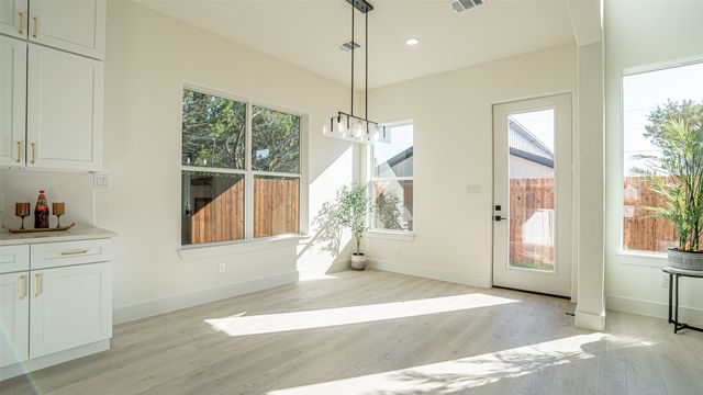 5634 Barkridge Drive, Granbury, TX 76048