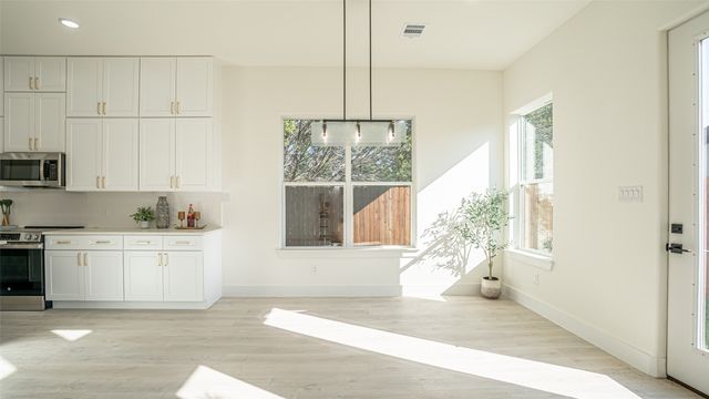 5634 Barkridge Drive, Granbury, TX 76048