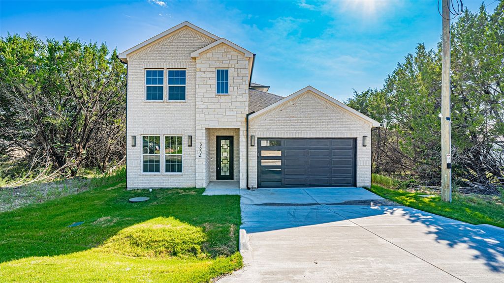 5634 Barkridge Drive, Granbury, TX 76048