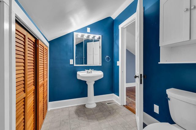 477 W 4th Avenue, Columbus, OH 43201