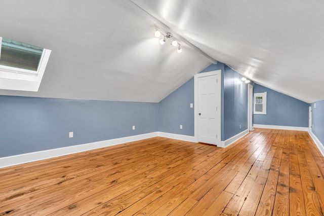 477 W 4th Avenue, Columbus, OH 43201