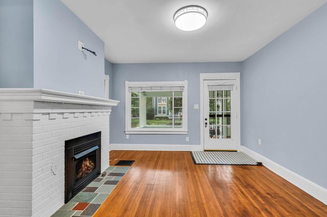 477 W 4th Avenue, Columbus, OH 43201