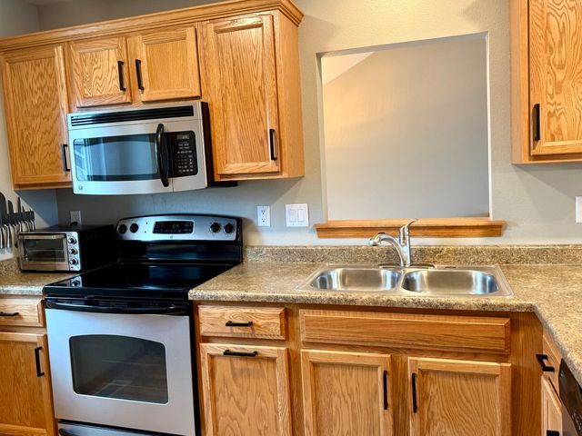 150 Early Moon Drive, North Liberty, IA 52317