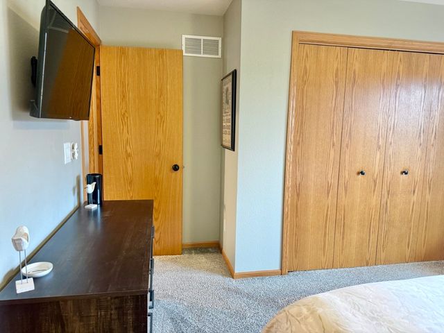 150 Early Moon Drive, North Liberty, IA 52317